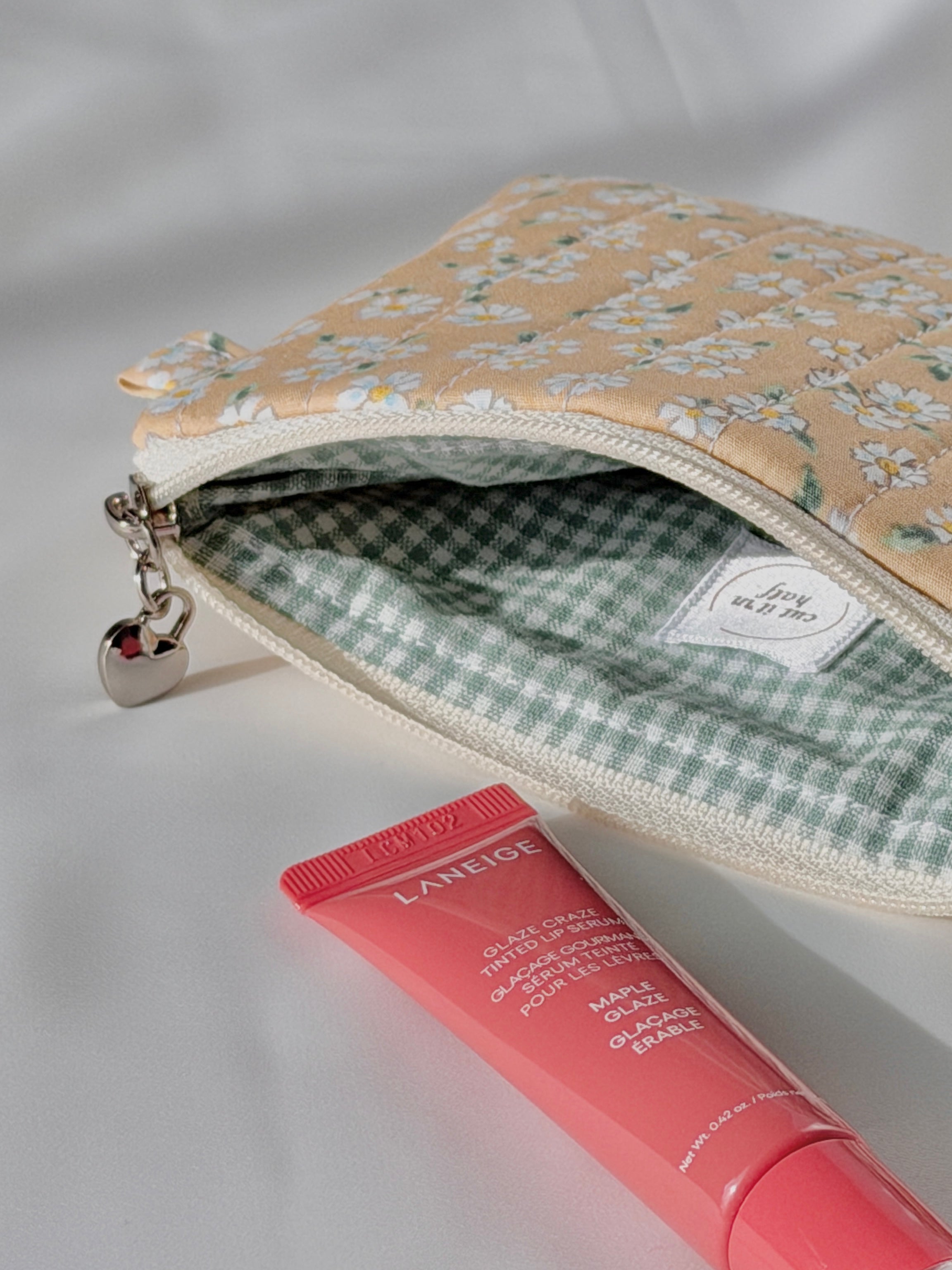 Daisy Quilted Everyday Pouch