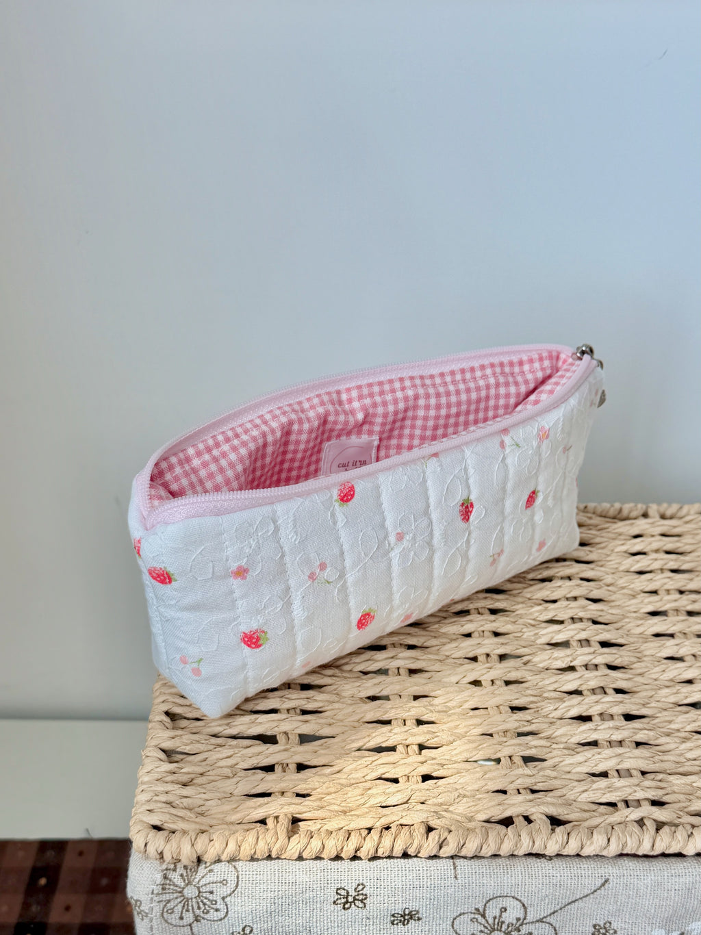Strawberry Mist Sunglasses Zipper Pouch