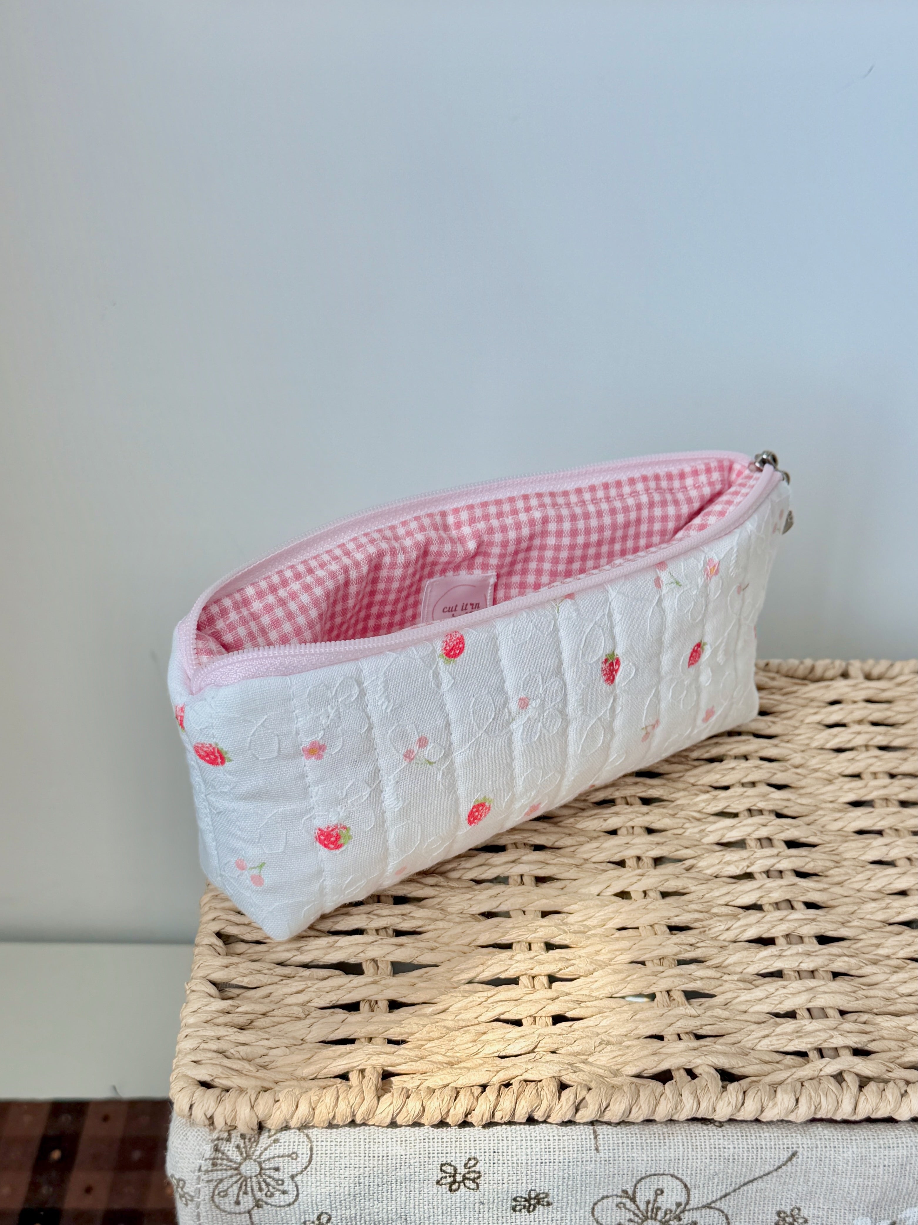 Strawberry Mist Sunglasses Zipper Pouch